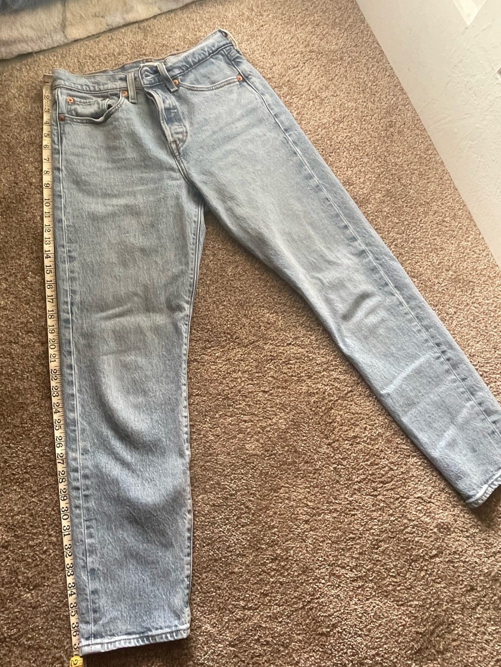 Levi's Light Wash Straight Leg Jeans - Picture 9 of 9